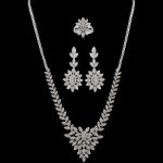 Diamond-Neck Set 5016